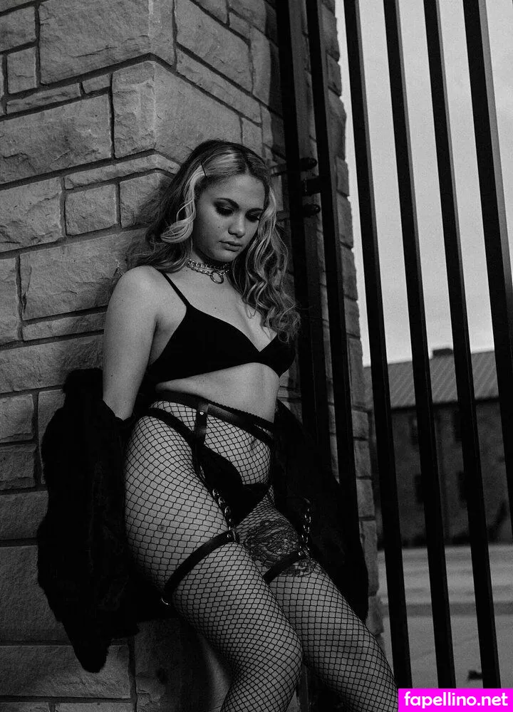 atouchofcrystal Nude Leaked OnlyFans Photo #ALB1ANzaje