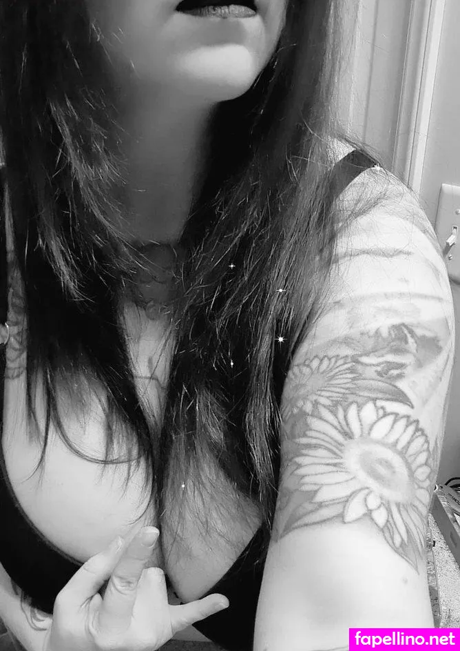 attera, crushedvelvetx Nude Leaked OnlyFans Photo #7nUpewIdNc