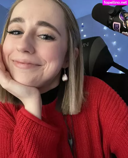 Atwentysomethingloser OnlyFans Thumbnail #2O5W25Wrer