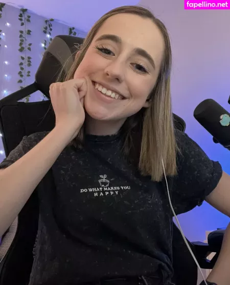 Atwentysomethingloser OnlyFans Thumbnail #jnfA9uo5Kb