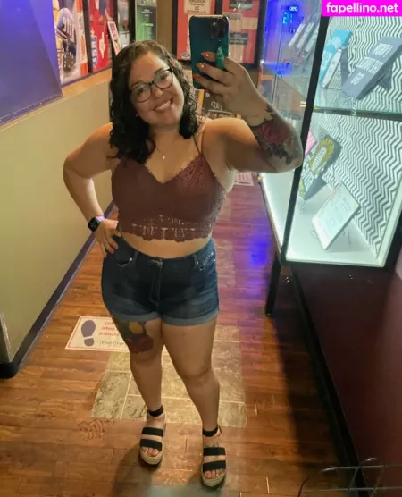 Atxhotwife51263 OnlyFans Thumbnail #icMKPrZLTM