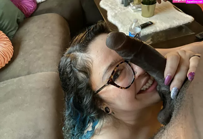 Atxhotwife51263 OnlyFans Thumbnail #tyLgkmuZpq