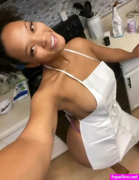 Aubrey Cyles OnlyFans Thumbnail #NziiURhu8K