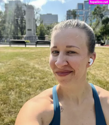 Aubrey Edwards OnlyFans Thumbnail #4BTABVg5dY