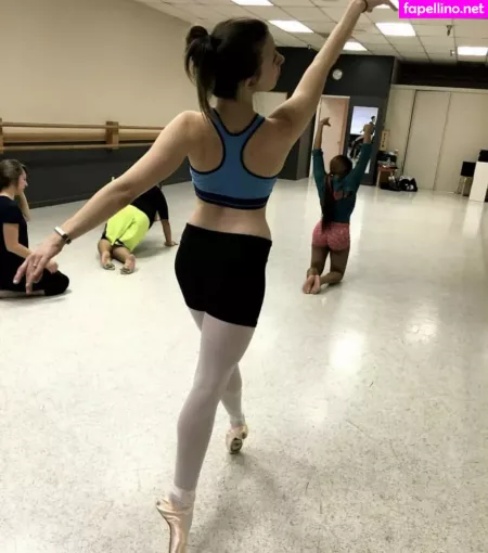 Aubrey Edwards OnlyFans Thumbnail #m9r9pb3v5k