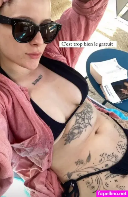 Aude A La Joie OnlyFans Thumbnail #7FhZeE2Gd7