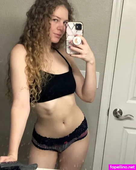 Audrey Bell OnlyFans Thumbnail #W9MpYkRogX