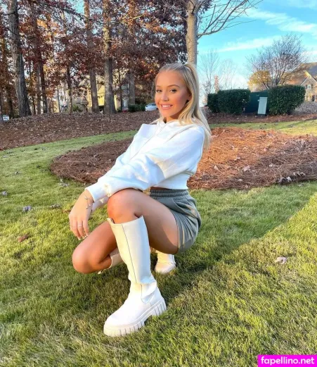 Audrey Spiller OnlyFans Thumbnail #zkr0vxrlpw