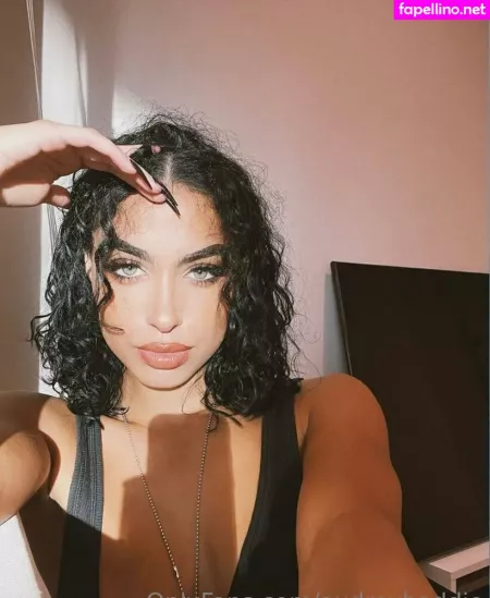 Audreybaddie OnlyFans Thumbnail #xxYfeUwQ1r
