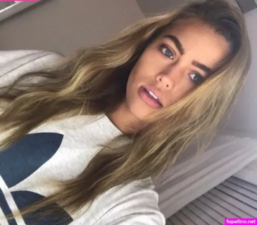 Augustwinstead August Winstead OnlyFans Thumbnail #2LG13hyl0m