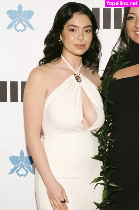 Auli I Cravalho OnlyFans Thumbnail #OMpnBuzTaT