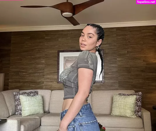 Auli I Cravalho OnlyFans Thumbnail #Yyu7teqhQJ