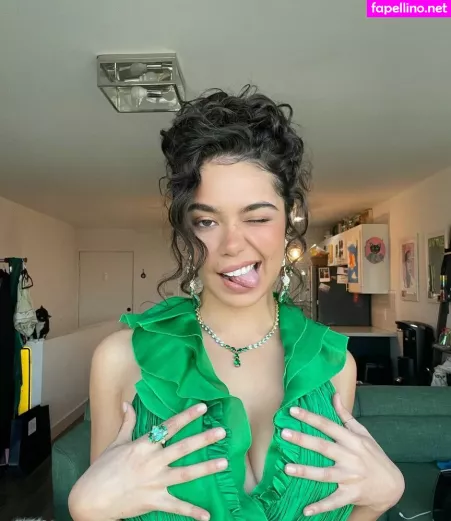 Auli I Cravalho OnlyFans Thumbnail #dN7HglgZqn