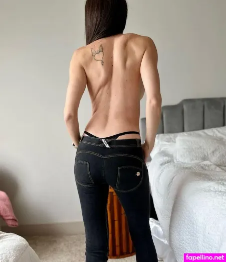 Aunnaharris OnlyFans Thumbnail #1Jne0KBtrk