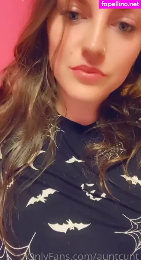 Auntcunt OnlyFans Thumbnail #ZOE4XN3K16