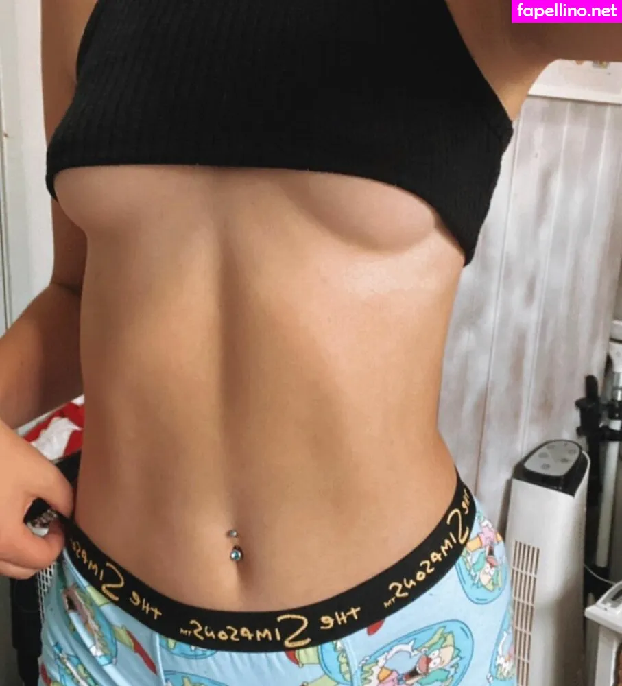 auntybre, auntybre_ Nude Leaked OnlyFans Photo #5kOoL8eMAW