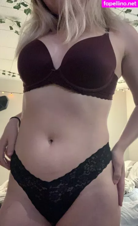 Auraflowersfree OnlyFans Thumbnail #Lpixjj1bDy