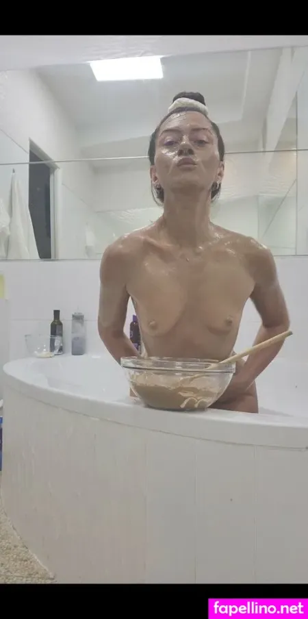 Auraparadis OnlyFans Thumbnail #jLYX9EtEaZ