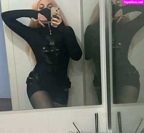 Aurelia Baker 1 OnlyFans Thumbnail #2Y1tOLWFmX