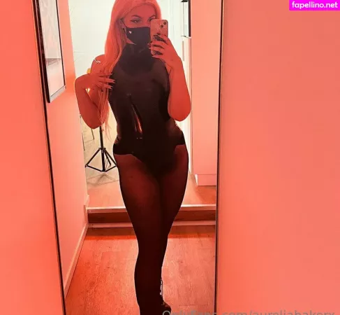 Aurelia Baker 1 OnlyFans Thumbnail #ISJEwaVYCK