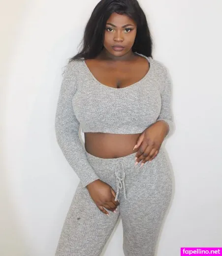 Aurelie Tshamala Ska510 OnlyFans Thumbnail #9qUsyin4n8
