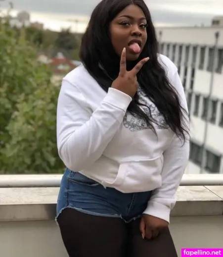 Aurelie Tshamala Ska510 OnlyFans Thumbnail #ATIdfVtlDJ