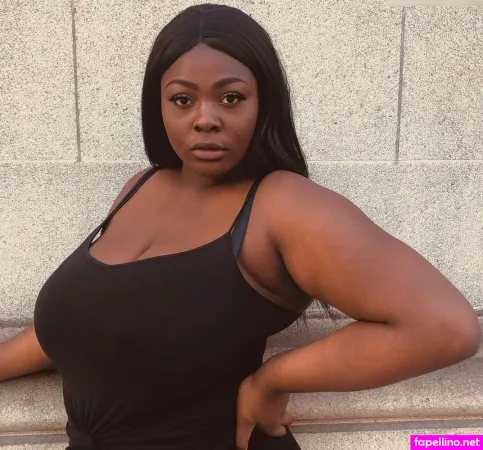 Aurelie Tshamala Ska510 OnlyFans Thumbnail #OimiLQ4DDi