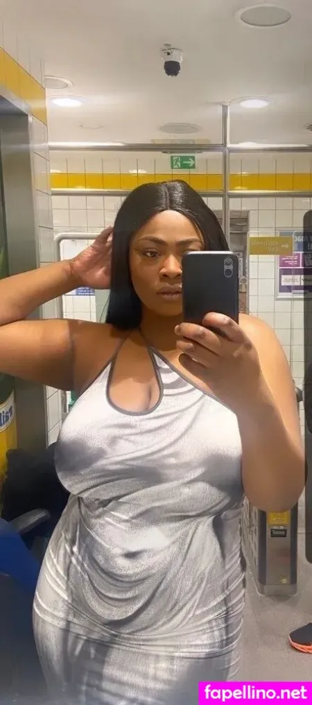Aurelie Tshamala Ska510 OnlyFans Thumbnail #wkQonep46L