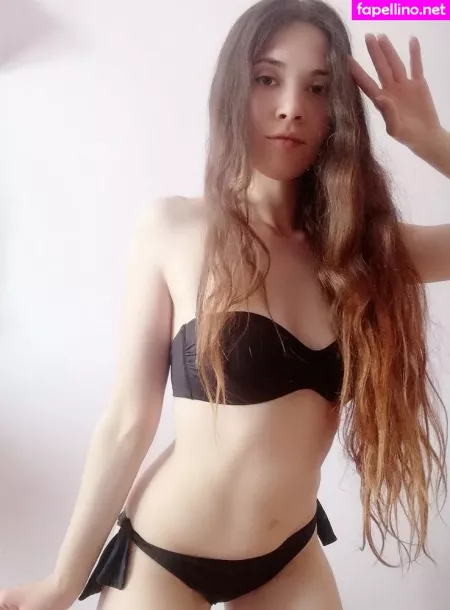 Aurelie OnlyFans Thumbnail #iIxTURz5H3