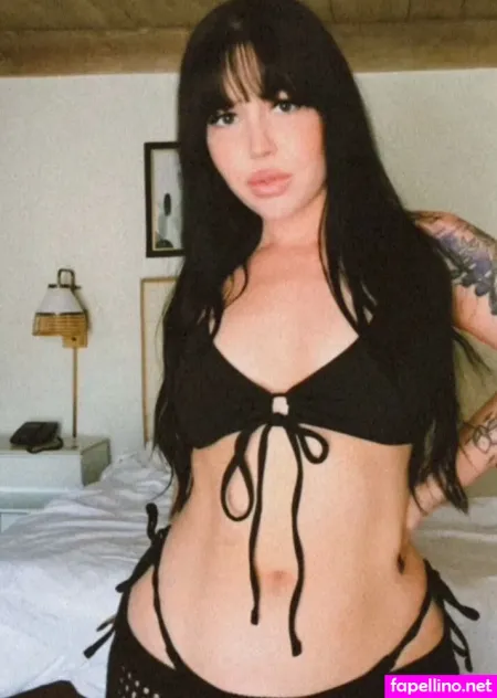 Auri Marie OnlyFans Thumbnail #LyGzT4yCQv