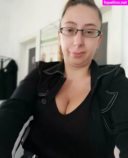 Aurica Velcota OnlyFans Thumbnail #e8Atm5DUPl