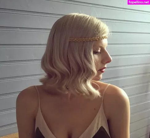 Aurora Aksnes OnlyFans Thumbnail #KaU6zJr6Yq