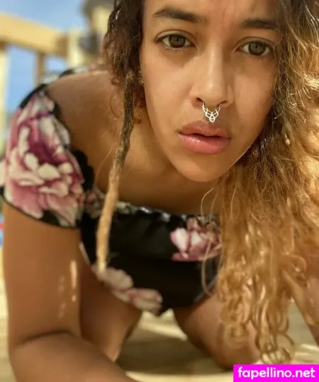 Aurora Daze OnlyFans Thumbnail #WWB6w623BU