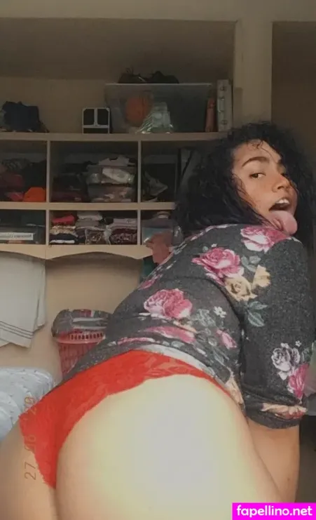 Aurora Marie23 OnlyFans Thumbnail #c5pvrufRmV