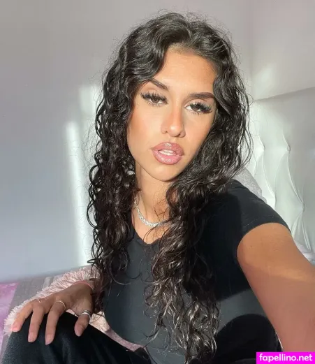 Aurora Pangallo OnlyFans Thumbnail #tLsNrRHBKH