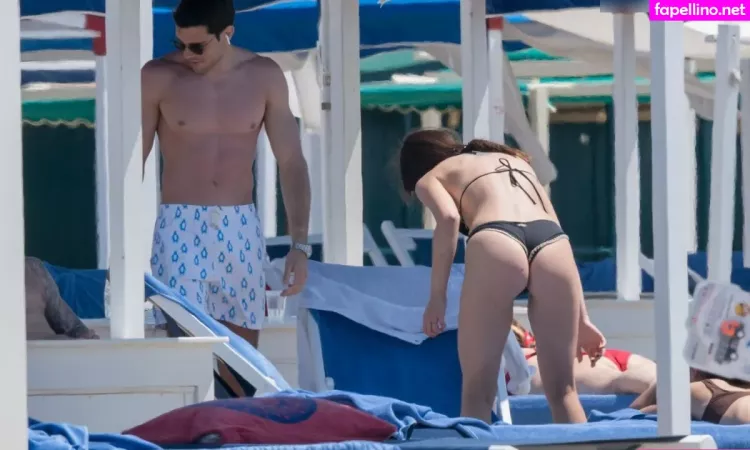 Aurora Ramazzotti OnlyFans Thumbnail #1JNY8acEW0