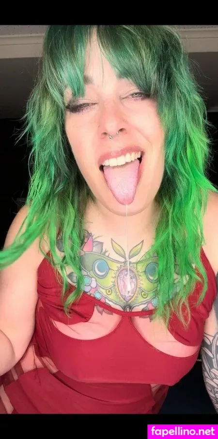 Aurora Rouge OnlyFans Thumbnail #DMqtp7Jb4E