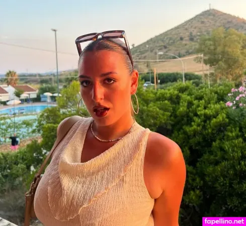 Aurora Sanna OnlyFans Thumbnail #t3SE3Pc79X