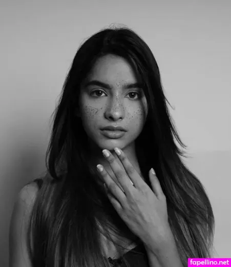 Aurora Sinclair OnlyFans Thumbnail #Vt9OggizsR