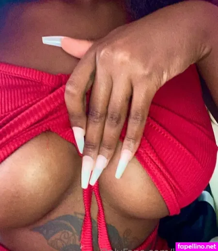 Aurora Staar OnlyFans Thumbnail #O28mCzeD3P