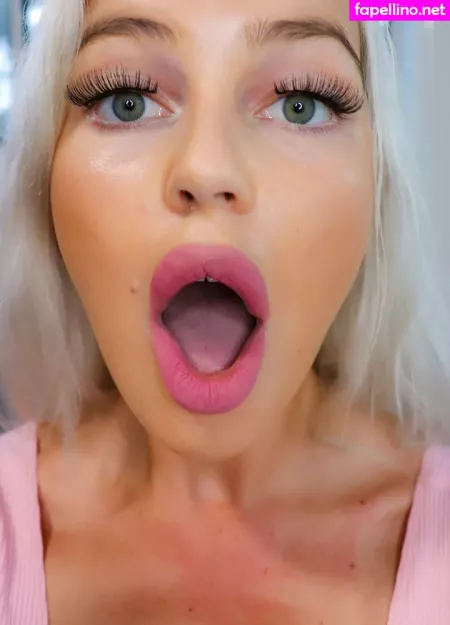 Auroraangel1 OnlyFans Thumbnail #iZ1EYnvFxj