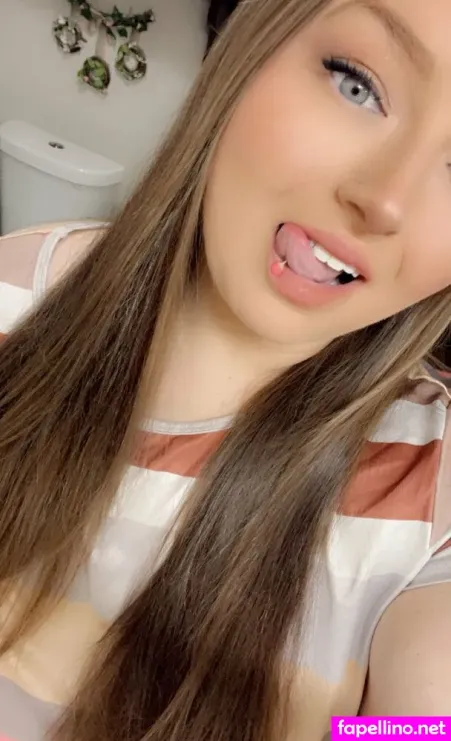 Aurorabellbbw OnlyFans Thumbnail #KKgIKnAOKV