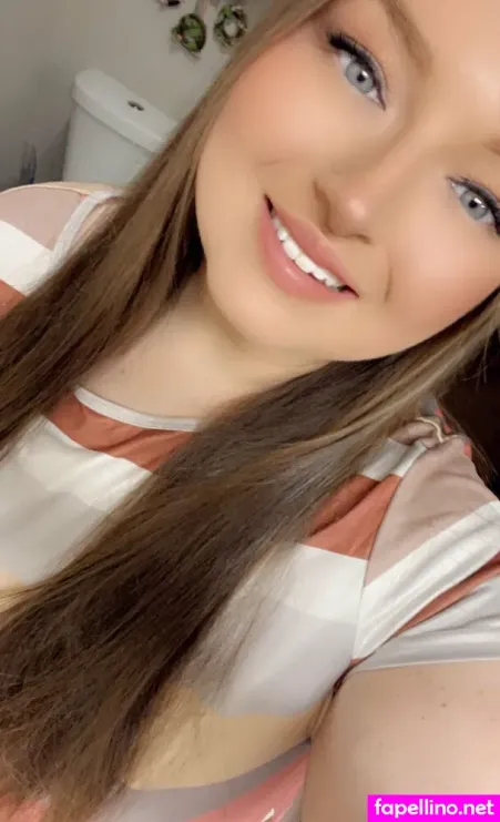Aurorabellbbw OnlyFans Thumbnail #oi2Iqjg5W9