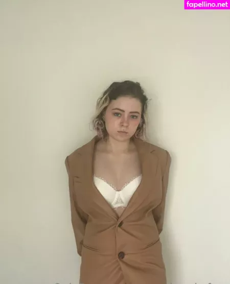 Aurorabrookefree OnlyFans Thumbnail #6Df1NWl7ZO