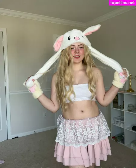 Aurorabrookefree OnlyFans Thumbnail #S2LB6c6Yli