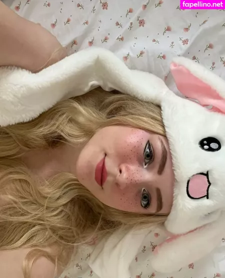 Aurorabrookefree OnlyFans Thumbnail #WUKTYTdXmo