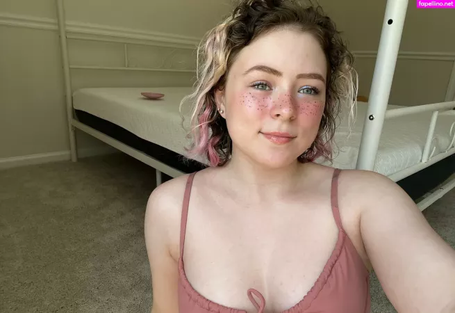 Aurorabrookefree OnlyFans Thumbnail #xuyQaRZuBK