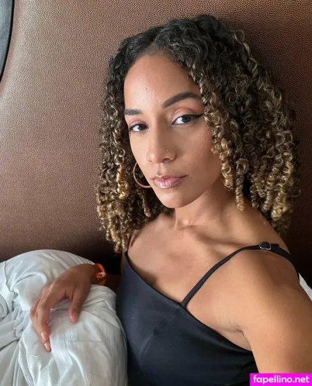 Aurorahaze OnlyFans Thumbnail #WcqaOqC2T2