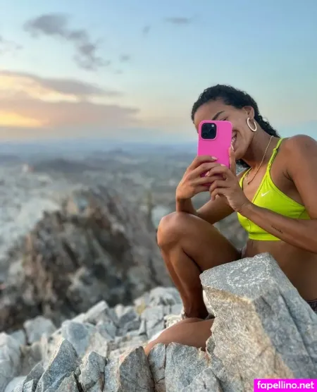 Aurorahaze OnlyFans Thumbnail #Y6RKdpDmak