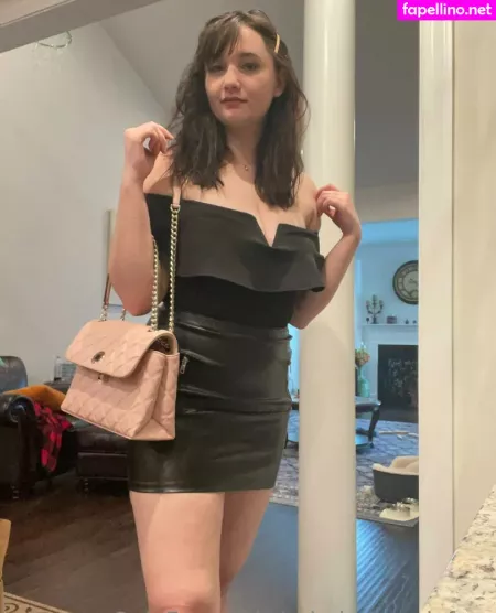 Auroraheavenlyfree OnlyFans Thumbnail #CDSeZmzYwI